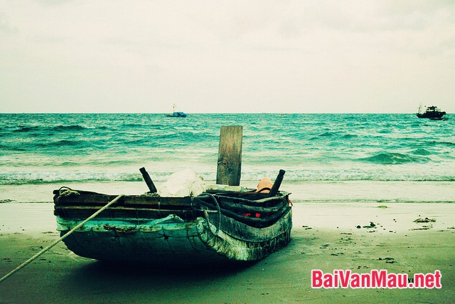 Phân tích tình huống truyện trong truyện ngắn Chiếc thuyền ngoài xa của Nguyễn Minh Châu