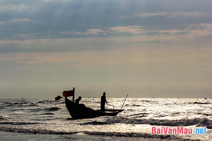 Phân tích tình huống truyện trong Chiếc thuyền ngoài xa của Nguyễn Minh Châu