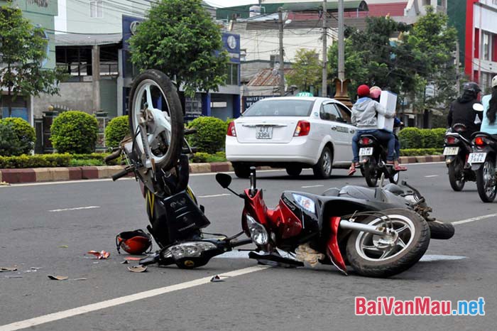 Tai nạn giao thông đang là vấn nạn hiện nay của nước ta
