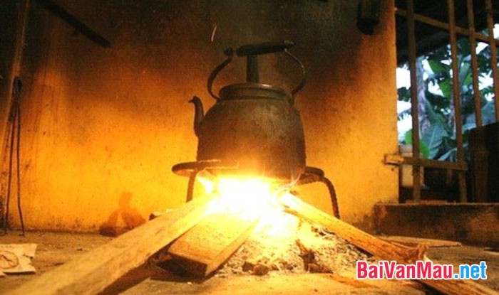 Viết đoạn văn nêu cảm nghĩ của em về hình ảnh bếp lửa trong bài thơ cùng tên của Bằng Việt